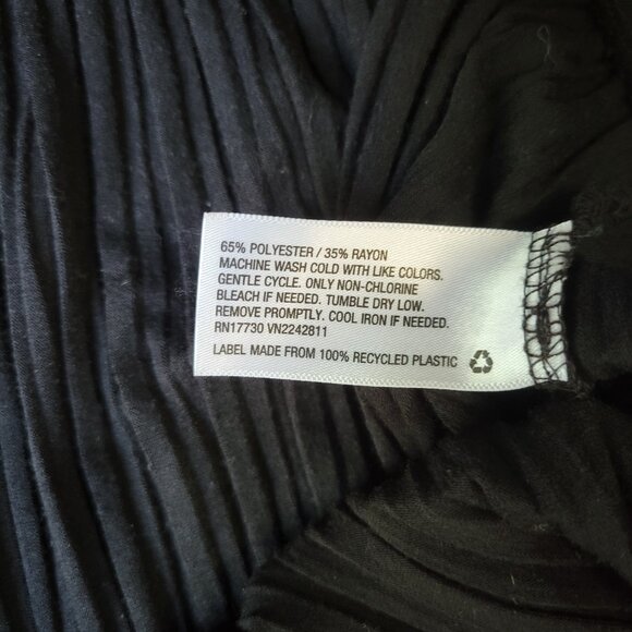 XHILARATION Black Micro-Pleated Flowy Skirt sz L EUC Spring Summer Beach - Picture 3 of 4